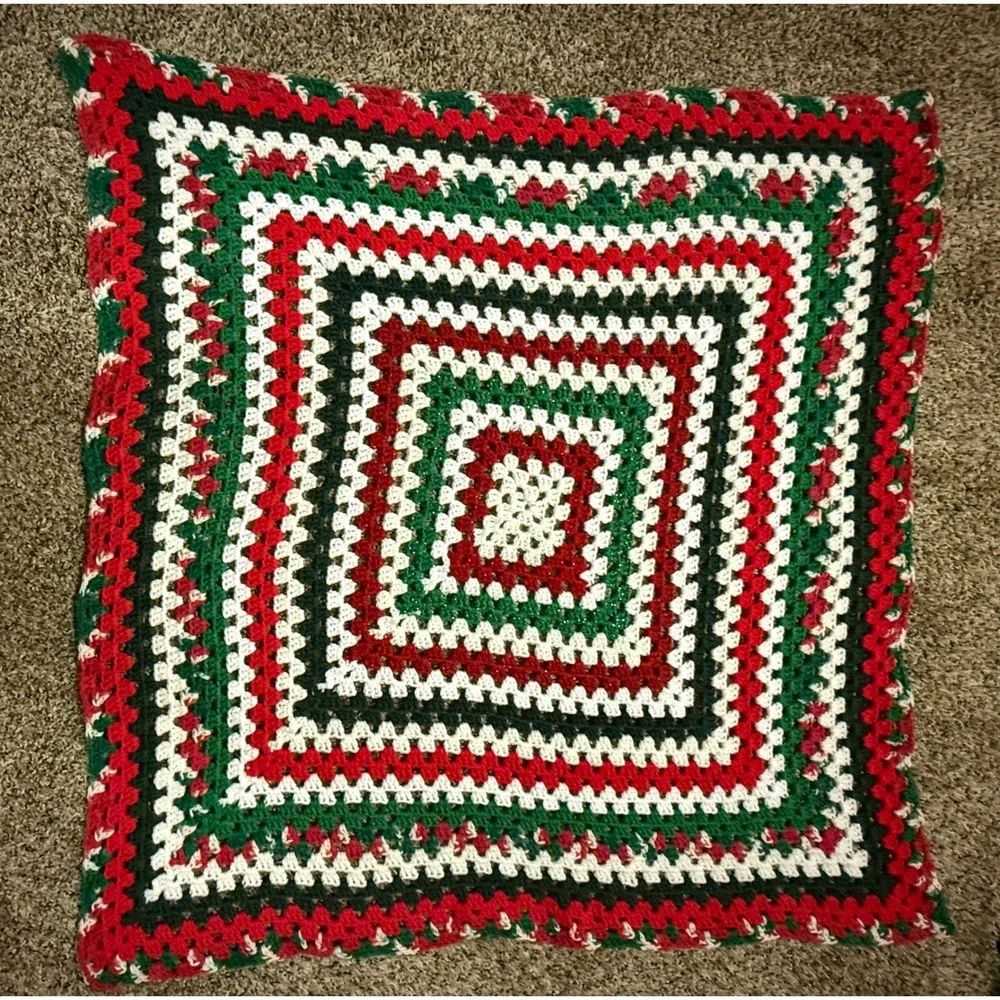 Handmade Granny Square Crochet Blanket Christmas‎ Colors Red Green White Sparkle